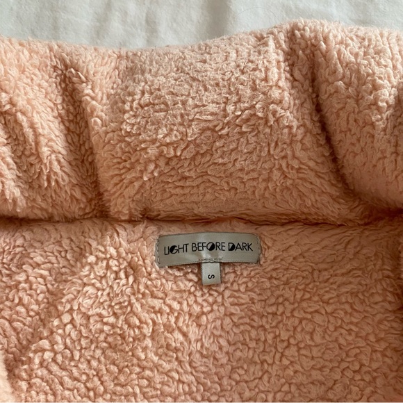 Urban Outfitters Pink Fuzzy Coat - Picture 5 of 8